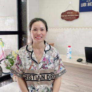 Chị Châu rất thiện chí đi làm , đang cần tìm việc đi làm ngay ạ