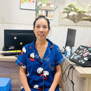 Chị Huệ đang tìm việc chuyên chăm sóc bà , giúp việc nhà đi làm bao ăn ở lại ạ