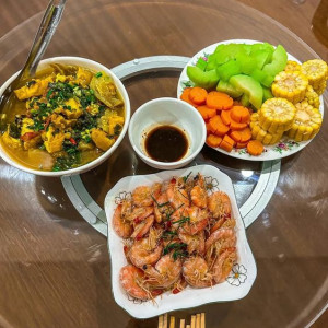 Vợ Chồng Em Vừa Mới Chuyển Ra Riêng , Cần Tìm Gấp 1 chị giúp việc bao ăn ở lại