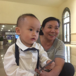Các Cô, Các Chị Ơi Hiện Gd E Muốn Thuê Một Cô Về Chăm Sóc Em Bé Được 8 Tháng