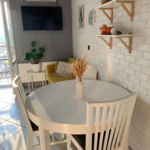 Nhà em cần tìm gấp chị giúp việc nhà ở Quận Tân Bình Trên Đường Âu Cơ Lương 14 Triệu Bao Ăn Ở
