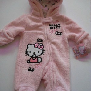 Cần một cô bảo mẫu về chăm bé nhà em được 7 tháng ở gần công viên Lê Thị Riêng Quận 10 ạ