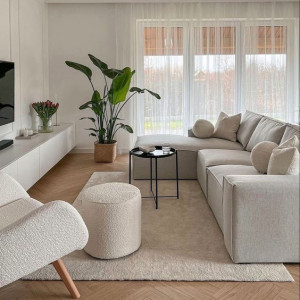 HÔM NAY EM CẦN TÌM GẤP 1 CHỊ GIÚP VIỆC ĐI LÀM Ở LẠI BAO ĂN Ở TẠI CHUNG CƯ KHÁNH HỘI , QUẬN 4