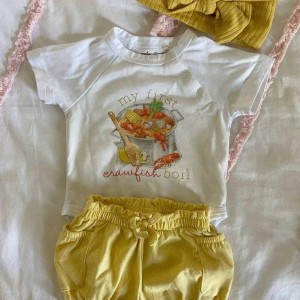 Vợ Chồng E Ở Chung Cư Bông Sao Quận 8 Cần 1chị Bảo Mẫu Chăm Bé 8 Tháng Lương Tháng 14 Triệu