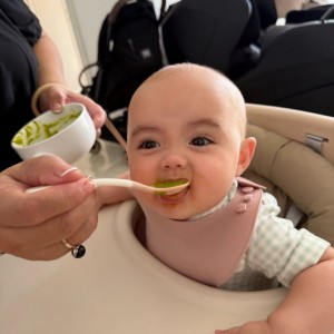 MỨC LƯƠNG 15 TRIỆU CẦN TÌM GẤP CÔ CHĂM BÉ GẦN 5 THÁNG  TUỔI