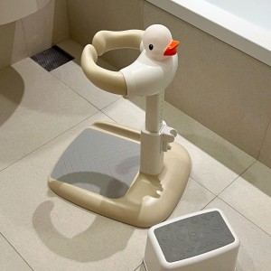 GIA ĐÌNH E CÓ 3 NGƯỜI LỚN CẦN TÌM CHỊ GIÚP VIỆC CHUNG CƯ PICITY QUẬN 12 LƯƠNG TRÊN 12 TRIỆU