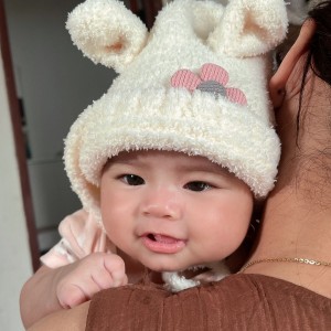 Tìm cô bảo mẫu về phụ chăm sóc bé Súng nhà e được tròn 3 tháng tuổi cùng vợ e