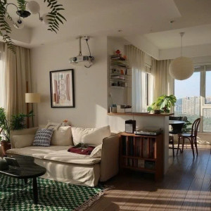 Nhà 1 trệt 1 lầu trên đường Dương Bá Trạc Q8 tìm gấp chị giúp việc lương 10tr bao ăn ở