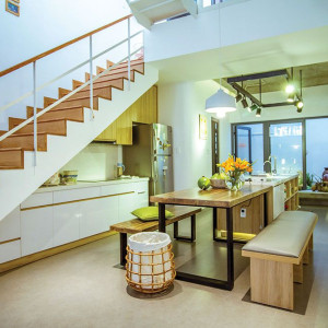 Nhà Có 2 Vợ Chồng Và 1 Cháu 5 Tuổi Đang  Cần Gấp 1 Cô Giúp Việc Nhà. Bao Ăn Ở