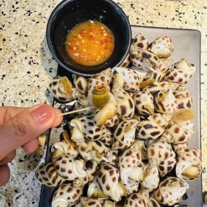 TUYỂN CÔ GIÚP VIỆC NHÀ. LƯƠNG THÁNG 13 TRIỆU (BAO ĂN Ở)