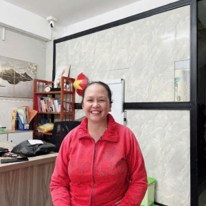 Chị Phượng đang tìm việc chăm bé hoặc giúp việc nhà bao ăn ở lại ạ