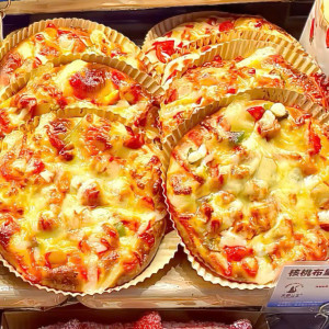 Tuyển gấp 1 cô chuyên chăm bé giỏi đi làm bao ăn ở lại ạ