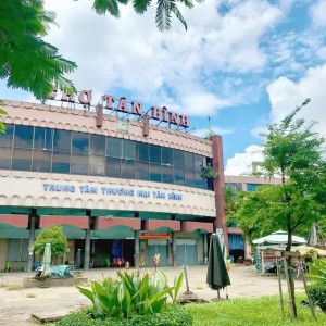 Gần chợ Tân Bình, vợ chồng em rất mong tìm được 1 chị về làm ăn ở lại cùng gia đình em nha