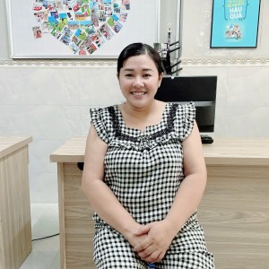 Chị Huỳnh đang tìm việc chăm sóc ông bà ạ