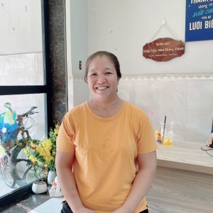 Chị Trang đang cần tìm việc gấp ạ