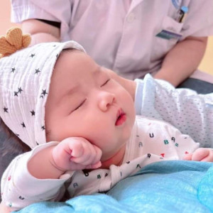 Gia Đìng Em Tuyển Gấp 1 Cô Chăm Bé Giỏi Đi Làm Bao Ăn Ở Lại A