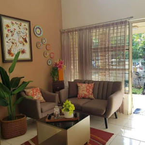 Nhà 1 Trệt 1 Lầu Cần Tìm Chị Giúp Việc Nhà, Nấu Ăn, Dọn Dẹp Nhà Cửa Trên Đường Đoàn Nhữ Hoài Q4