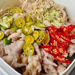 Tuyển Gấp 1 Cô Đi Làm Về Ạ