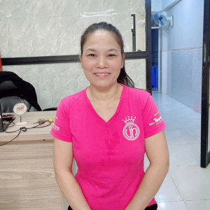 Chị Vinh đang tìm việc bao ăn ở lại ạ , đã có nhiều năm làm ở SG rồi ạ