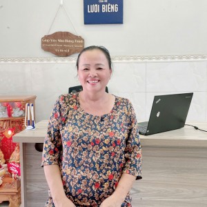 Cô Hiếu đang tìm việc chuyên chăm ông bà hoặc giúp việc nhà bao ăn ở lại ạ