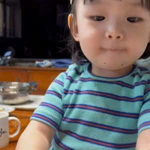 Trong ngày mai em cần tìm gấp 1 chị chuyên chăm bé nhà em được 15 tháng tuổi Bao Ăn Ở Lại