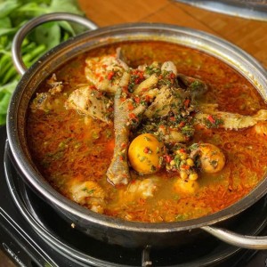 Trong Hôm Nay Em Cần Gấp 1 Chị Đến Dọn Dẹp Nhà Cửa Và Trông Coi Nhà Cửa Cho Gia Đình Em Với Mức Lương Từ 13 Triêu