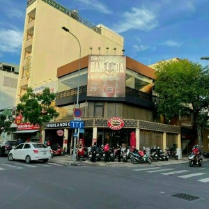 Hôm Nay Em Lại Đăng Tuyển Cô Giúp Việc Cho Gia Đình Em Trên Đường Lý Chính Thắng Quận 3