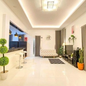 Em Cần Tuyển Gấp Cô Giúp Việc Chung Cư Cao Cấp Hà Đô Q10 - Lương 13 Triệu