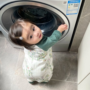 CẦN GẤP CHỊ BẢO MẪU VỀ CHĂM BÉ SỮA ĐƯỢC 10 THÁNG