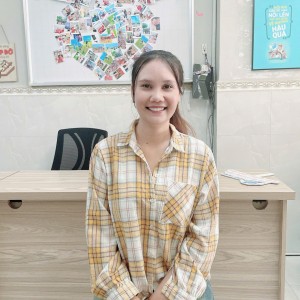 Chị Hoài chăm bé giỏi , nấu ăn ngon đang tìm việc bao ăn ở lại ạ