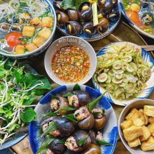 TRÊN ĐƯỜNG NGUYỄN HỮU CẢNH QUẬN BÌNH THẠNH EM TUYỂN CÔ GIÚP VIỆC NHÀ DƯỚI 60 TUỔI