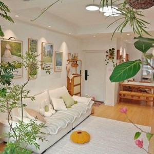 Nhà em có 1 trệt 1 lầu khá nhỏ cần 1 chị giúp việc nhà ở trên đường Kí Con Q1 lương 13 triệu em bao ăn ở lại ạ