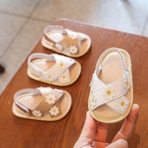 Nhà e ở trên đường Trần Huy Liệu Quận Phú Nhuận cần tìm chị chăm bé 6 tháng tuổi LƯƠNG 14 TRIỆU.
