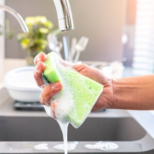 Nhà con đang cần gấp cô về làm nội trợ ở nhà 1 trệt với gác lửng nhỏ ở ngay đường Phạm Huy Thông Quận Gò Vấp