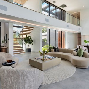 Tìm cô về phụ việc nhà cho gia đình nhà chị Hoa ở quận 3