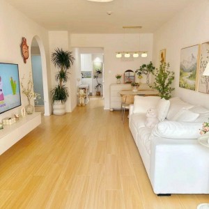 Hôm nay em cần gấp 1 cô về giúp việc nhà làm ở lại lâu dài gần Nguyễn Hữu Thận q7 LƯƠNG 11 TRIỆU