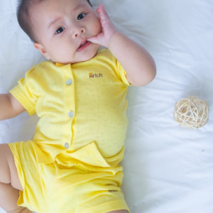 TÌM CHỊ CHĂM BÉ 8 THÁNG TUỔI (Ở LẠI) - LƯƠNG 12TR - Q.1