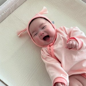 BÉ NHÀ EM ĐƯỢC 4 THÁNG. EM TÌM CÔ VỀ CHĂM BÉ Ở QUẬN 2 . LƯƠNG 13.5 TRIỆU