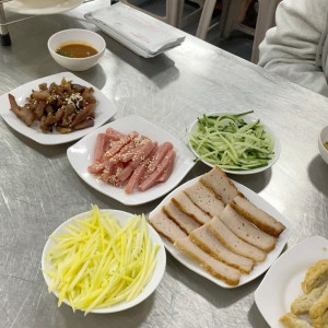 Tìm chị gái giúp việc nhà bao ăn ở lại và đi làm ngay trong hôm nay nhé !!