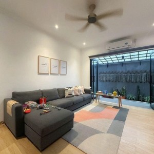 Hai mẹ con em đang chung cư The River Thủ Thiêm Q2 cần chị giúp việc nấu ăn, dọn dẹp nhà cửa.