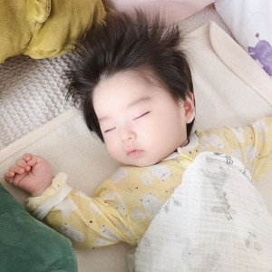 Hiện tại em cần tìm gấp một bảo mẫu chăm bé 9 tháng ngay chung cư Parc Spring q2