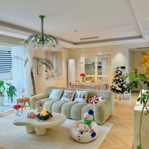 Em cần tuyển 1 chị làm giúp việc tại căn hộ Vinhomes Bason ở Quận 1