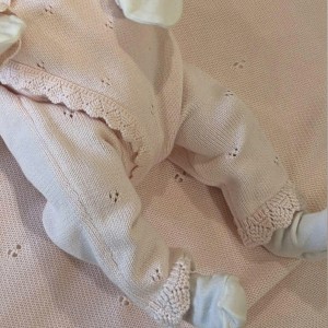 NHÀ NGAY CHỢ XÓM CHIẾU QUẬN 8 LƯƠNG THÁNG 15 TRIỆU CẦN 1 CHỊ CHĂM EM BÉ