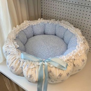 Em chào cả nhà! Em đang cần tìm một chị trông nom bé giúp em ở Huỳnh Văn Bánh quận Phú Nhuận Lương 12 triệu