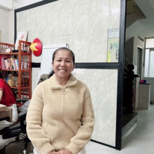 Chị Hoa nấu ăn ngon làm việc có tâm đang tìm việc bao ăn ở lại ạ