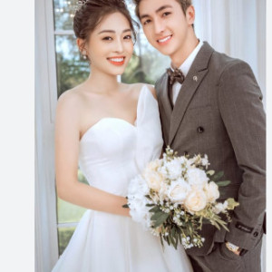 Tuyển Gấp 1 Cô Nấu Ăn Nội Trợ Cho Vk Ck Em Ạ