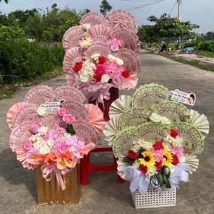 Cần người phụ quán ạ
