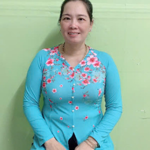 Chị Huệ nhanh nhẹn chịu khó đang tìm việc bao ăn ở lại ạ