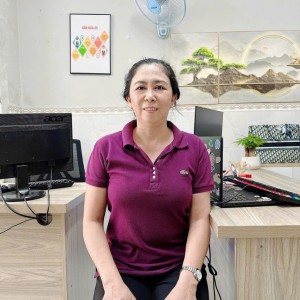 Chị Tuyền nhanh nhẹn chịu khó đang cần việc lâu dài ạ