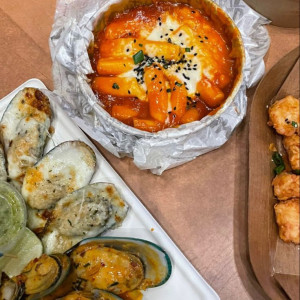 HÔM NAY NHÀ EM CẦN CÔ GIÚP VIỆC NHÀ LƯƠNG CAO TẠI QUẬN GÒ VẤP. KHÔNG YÊU CẦU KINH NGHIỆM